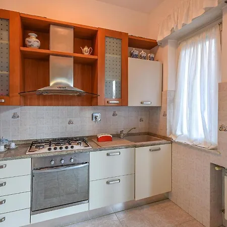 2 Bedroom Awesome In *