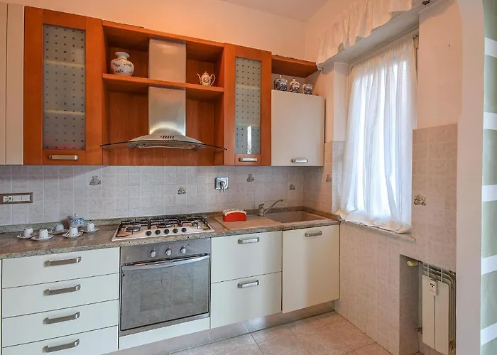 2 Bedroom Awesome In *