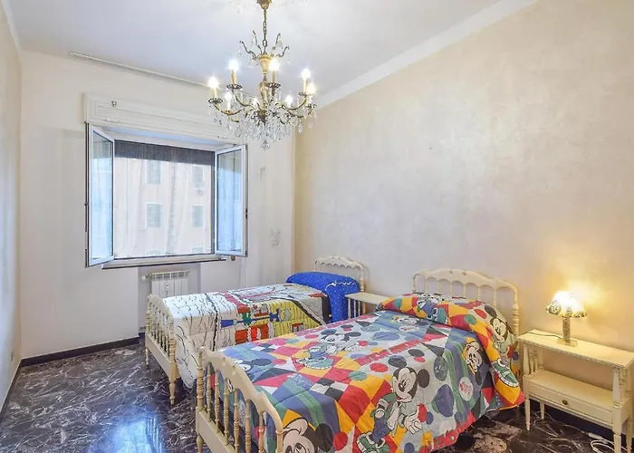 Lägenhet 2 Bedroom Awesome In Genua