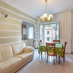 2 Bedroom Awesome In *